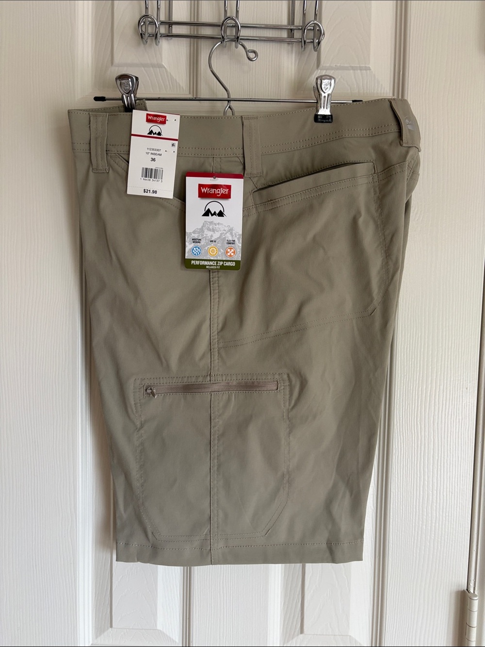 Wrangler Men's Cargo Shorts — Light Khaki